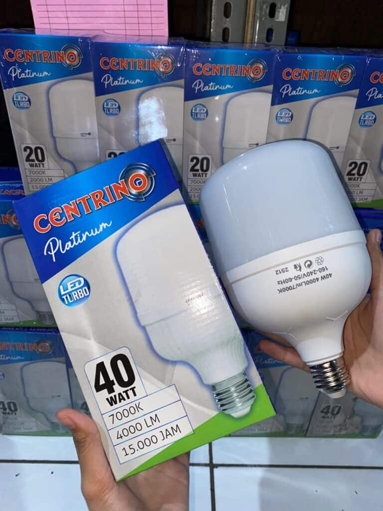 LED bulb for energy-efficient lighting, 40W, 7000K, 4000 lumens, 15,000 hours lifespan.