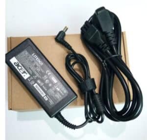 Adaptor untuk laptop  (sumber : tokopedia)